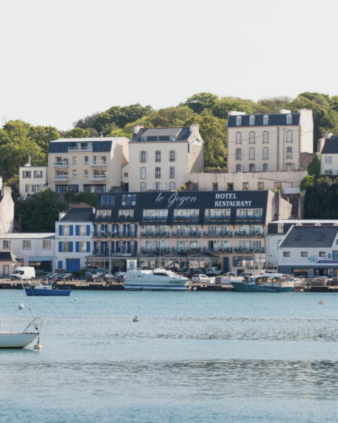 Le Goyen Hotel Audierne Bagian luar foto